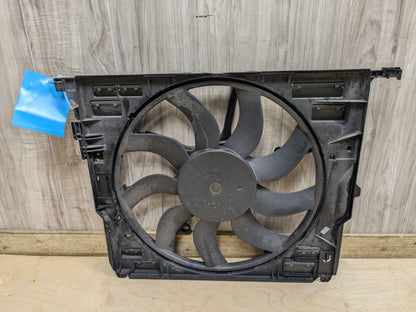 2011 - 2016 BMW 535i F10 Radiator Fan Shroud Housing w/ Motor 7647652 N55B30A