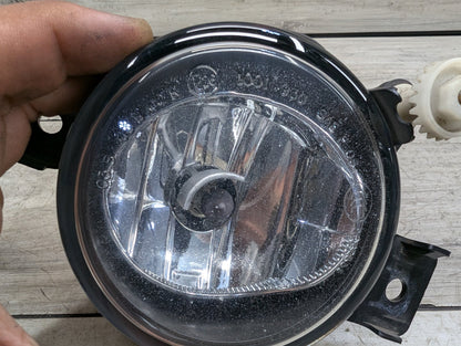 2007-2013 BMW X5 E70 Front Right Passenger Bumper Fog Lamp Light 7237434