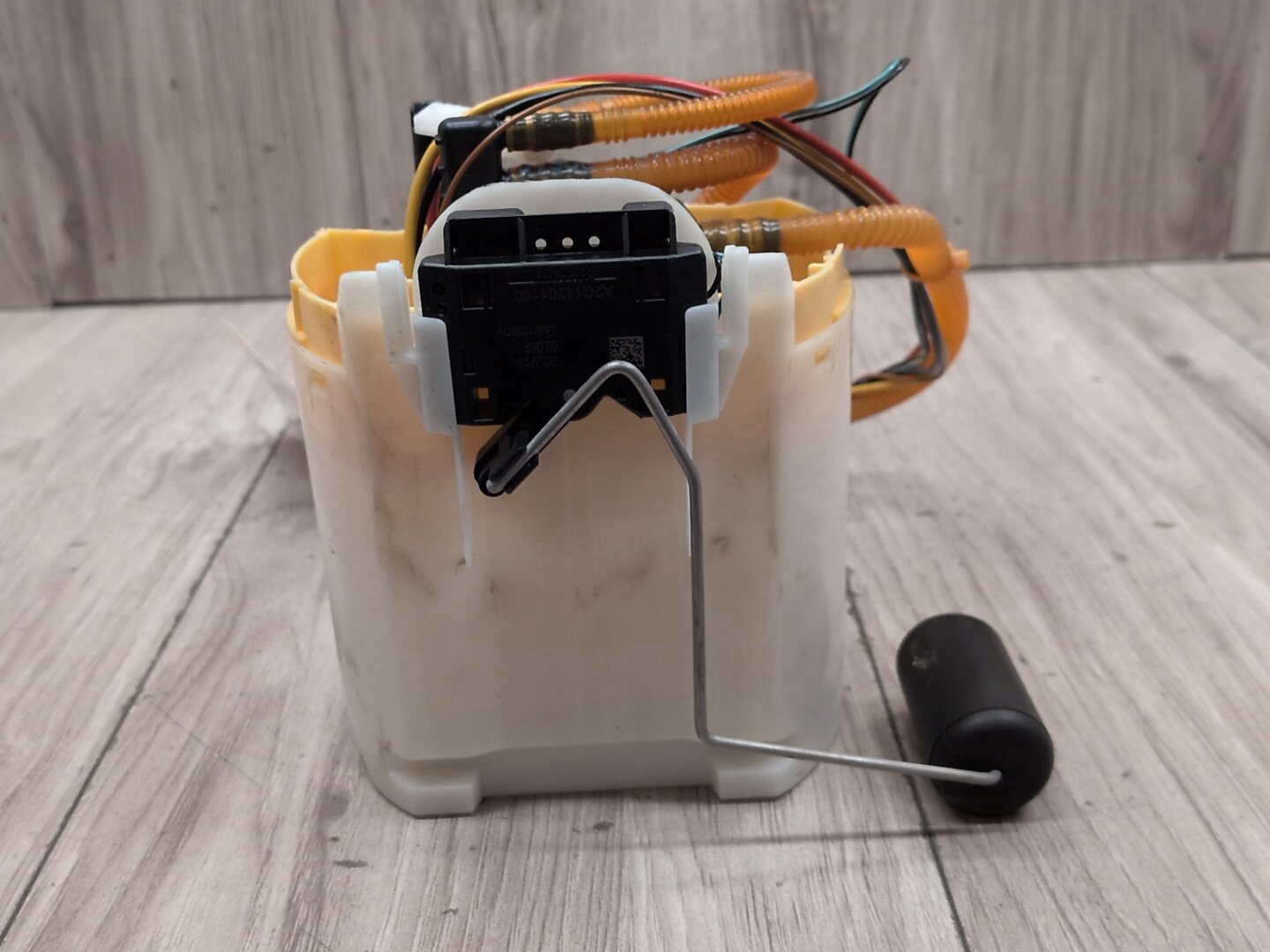 19-25 OEM BMW G05 G06 G07 X5 X6 X7 Rear Gas Tank Fuel Pump Sending Unit B58