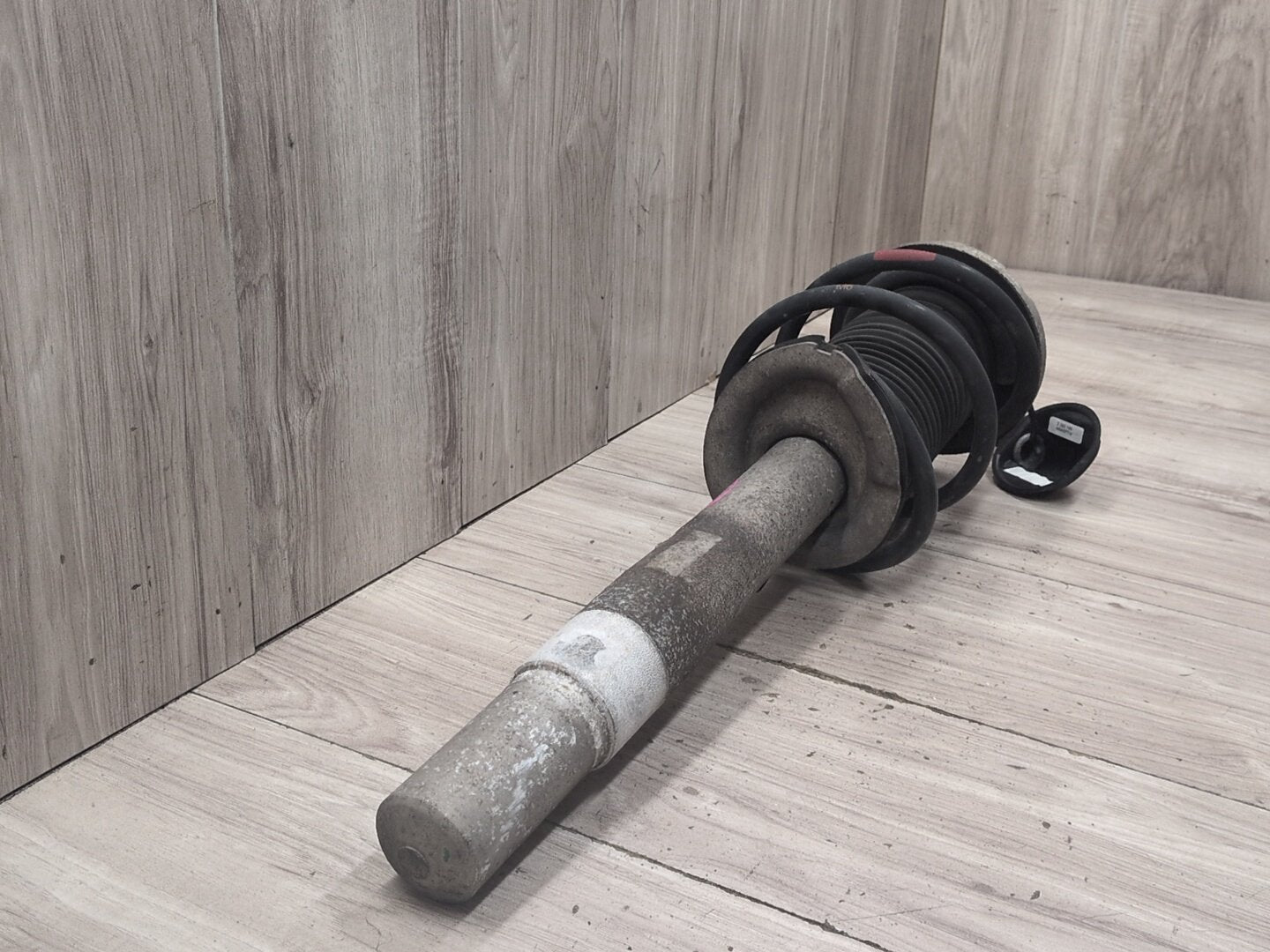 2004-2010 BMW M6 E64 Front Left Driver Spring Strut Shock Absorber 2283535
