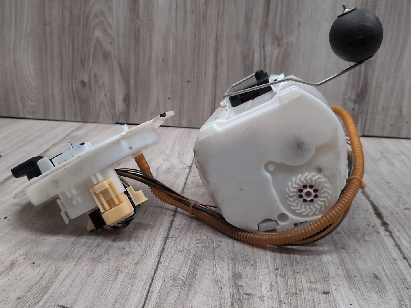 18-24 OEM BMW G01 G02 X3 X4 30i 30iX M40iX B46 B58 Sending Gas Tank Fuel Pump
