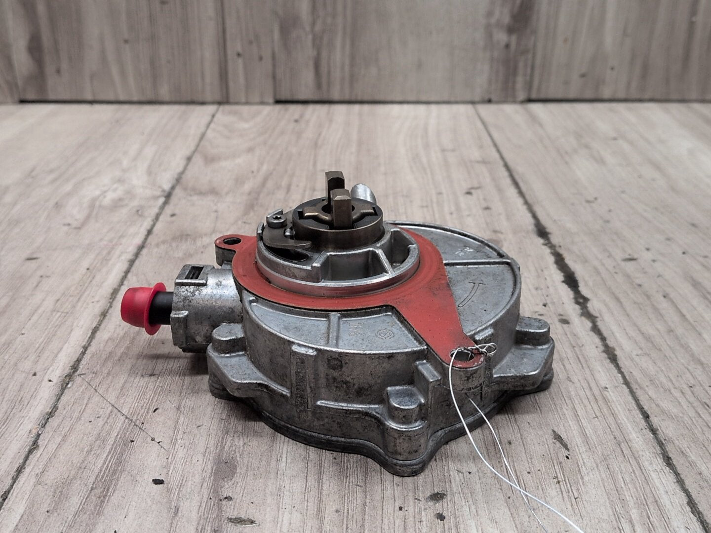 2008 - 2017 Audi S5 8T Engine Motor Vacuum Pump 06E145100R