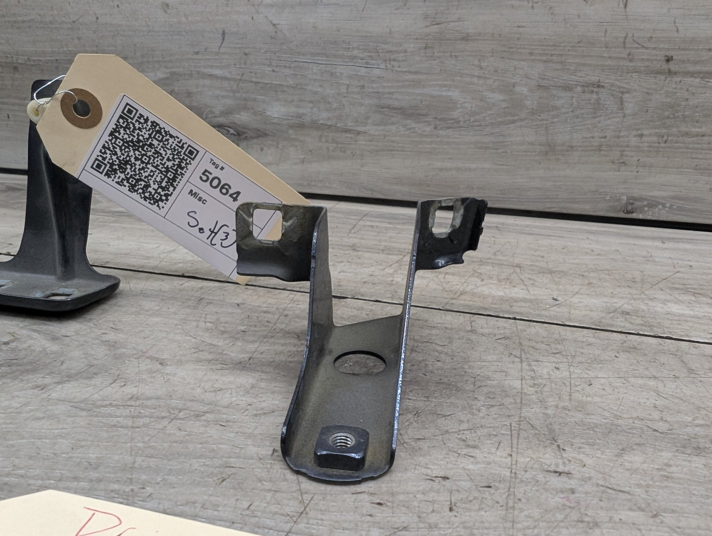 2014 - 2019 BMW 340 F34 Front Left Driver Fender Brackets SET 7293727 B58B30M0