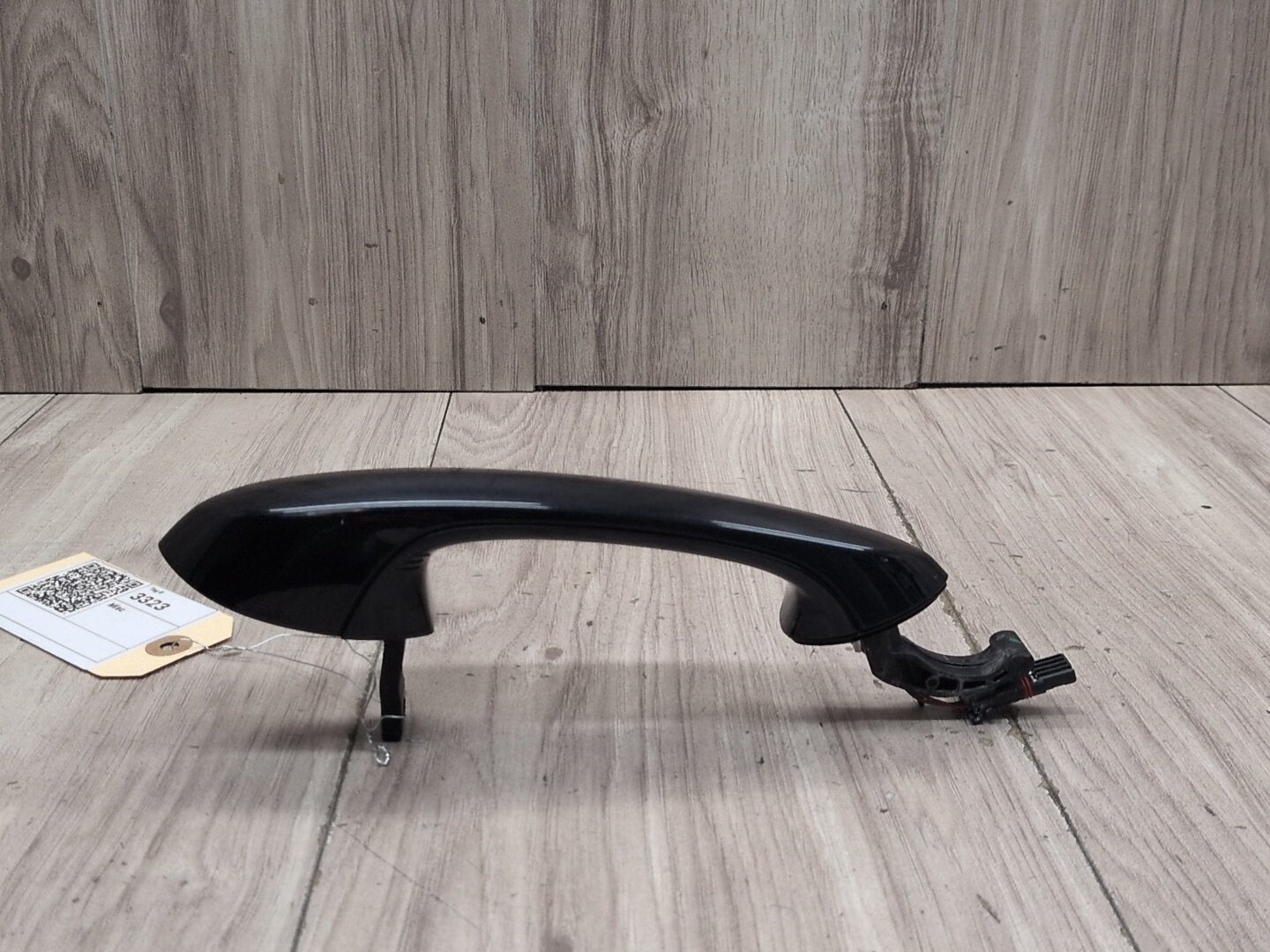 2019 - 2026 BMW X5 G05 Rear Left Driver Exterior Door Handle w/ Comfort Access 8492015 N63B44M3
