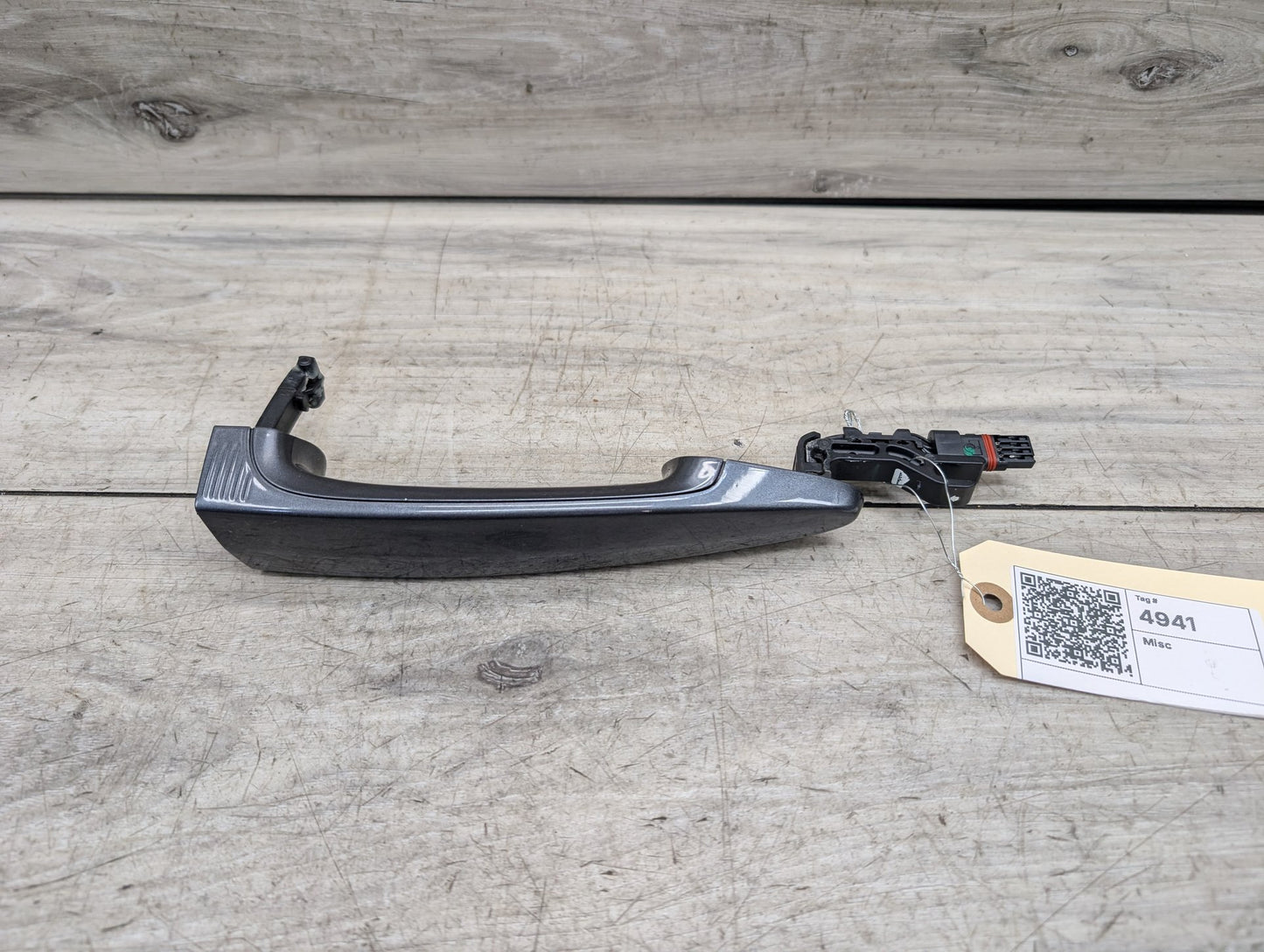 12-18 OEM BMW F30 F32 F80 Front Right Passenger Door Handle COMFORT ACCESS Gray