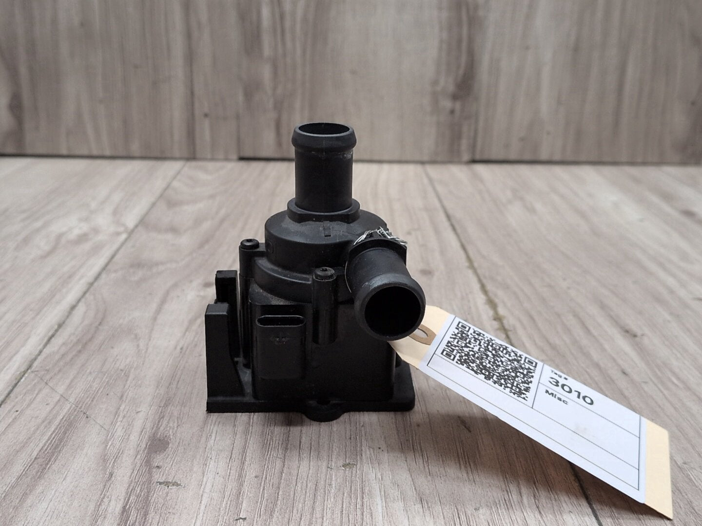 2013 - 2017 Audi S5 8T Engine Motor Cooling Auxiliary Water Pump 8K0819147A CTUB