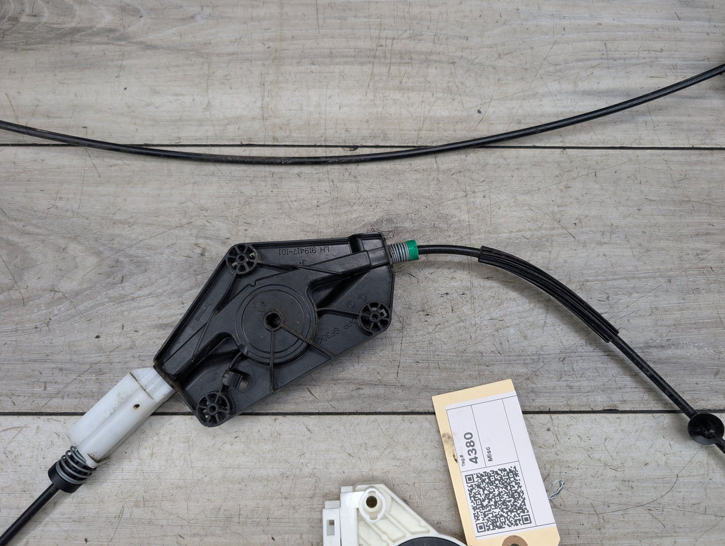 2008 - 2017 Audi S5 8T Front Left Driver Door Window Glass Regulator w/ Motor 8F0837461C