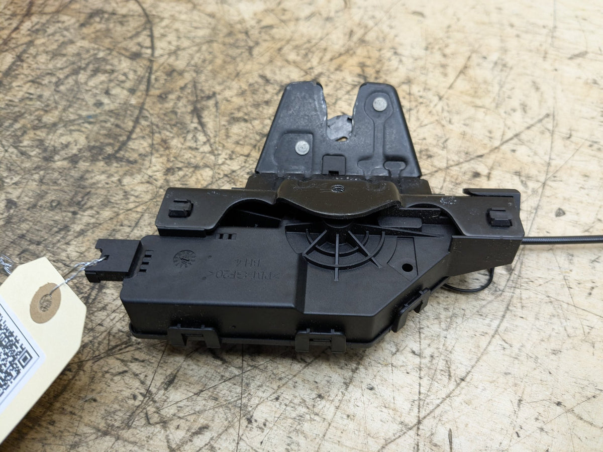 OEM BMW E82 E88 E90 E92 E93 Rear Trunk Lid Latch Lock Opener Actuator w/ Cable