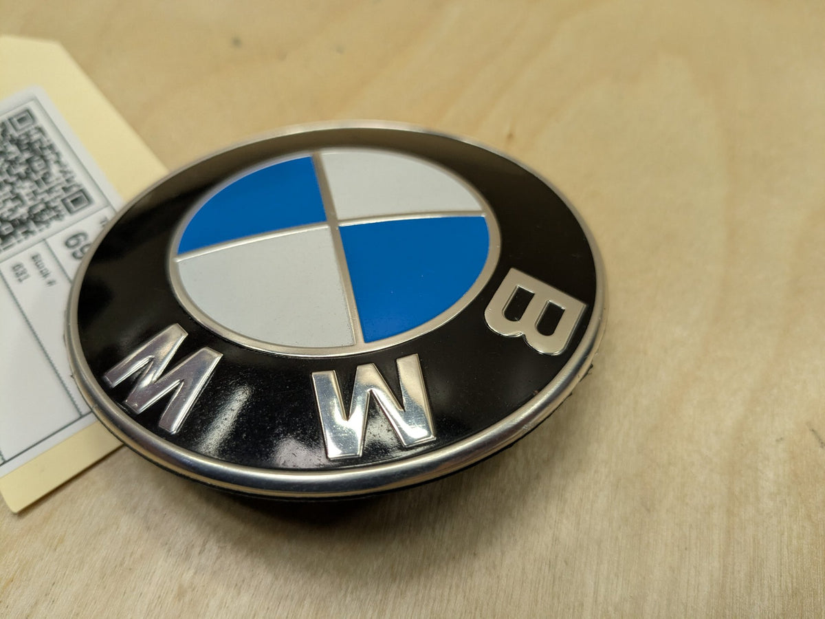 OEM BMW E82 E92 F02 F10 F22 F30 F44 F82 Rear Trunk Lid Round Emblem Logo 82MM
