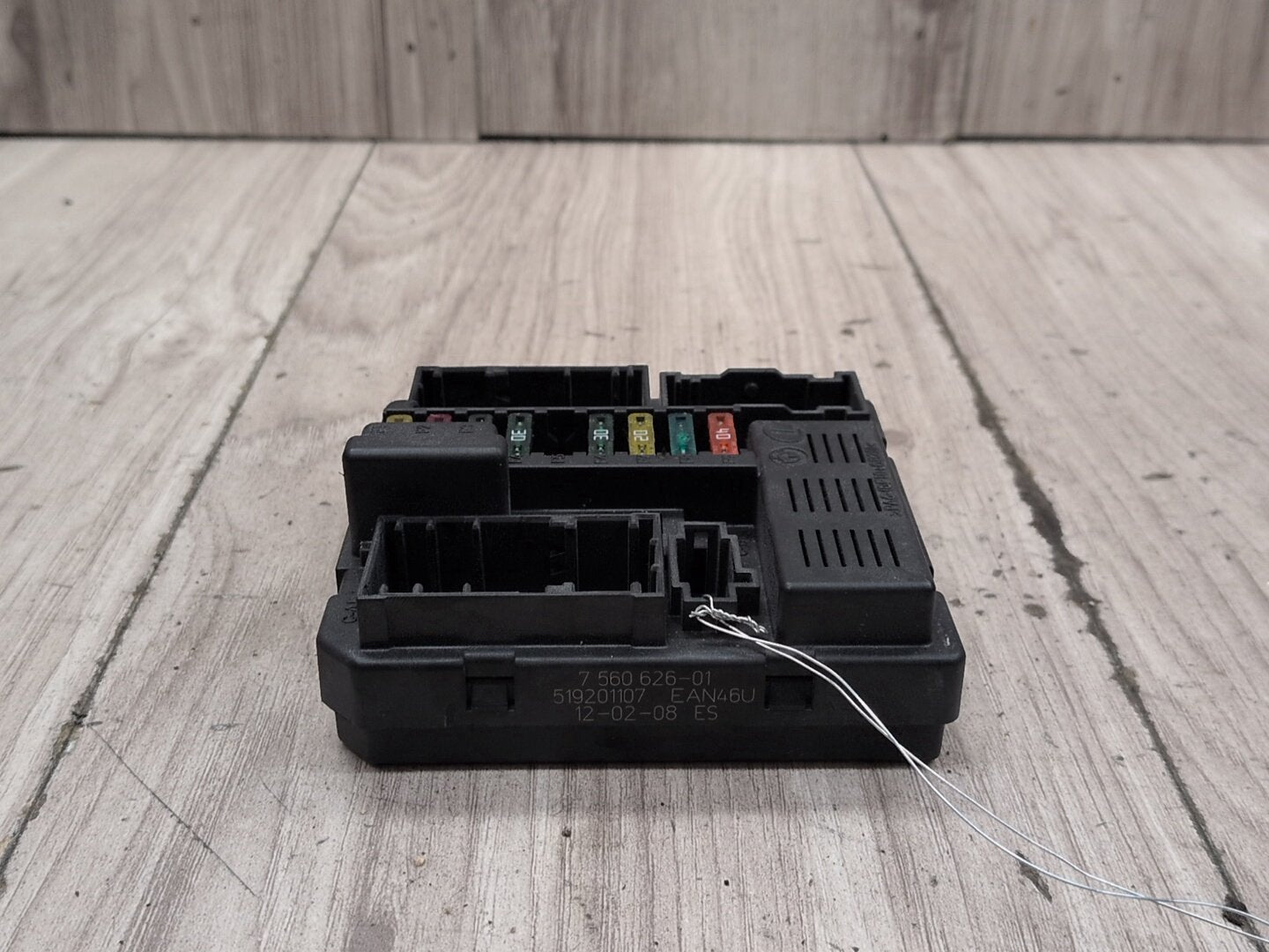 2004-2010 BMW X3 E83 BCM Body Control Module 7560626