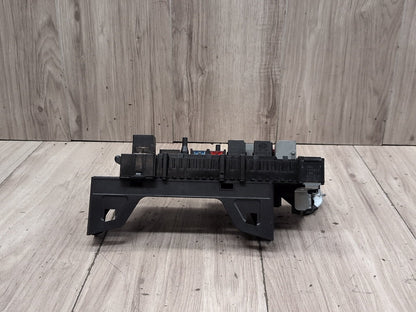 2009-2012 Mercedes-Benz E550 W212 Front Fuse Relay Box Assembly