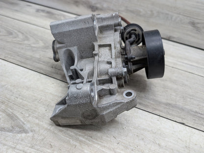 OEM BMW F22 F23 F30 G01 G02 230 330 X3 Engine B46 B48 Coolant Pump With Support