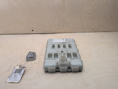 2018-2024 BMW X3 G01 Bdc Body Domain Fem Control Module w/ Key 8779032 OEM