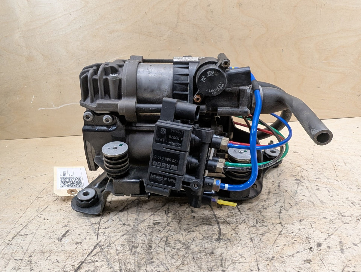 16-22 OEM BMW G11 G12 740 750 M760 Air Suspension Compressor Pump Module Motor