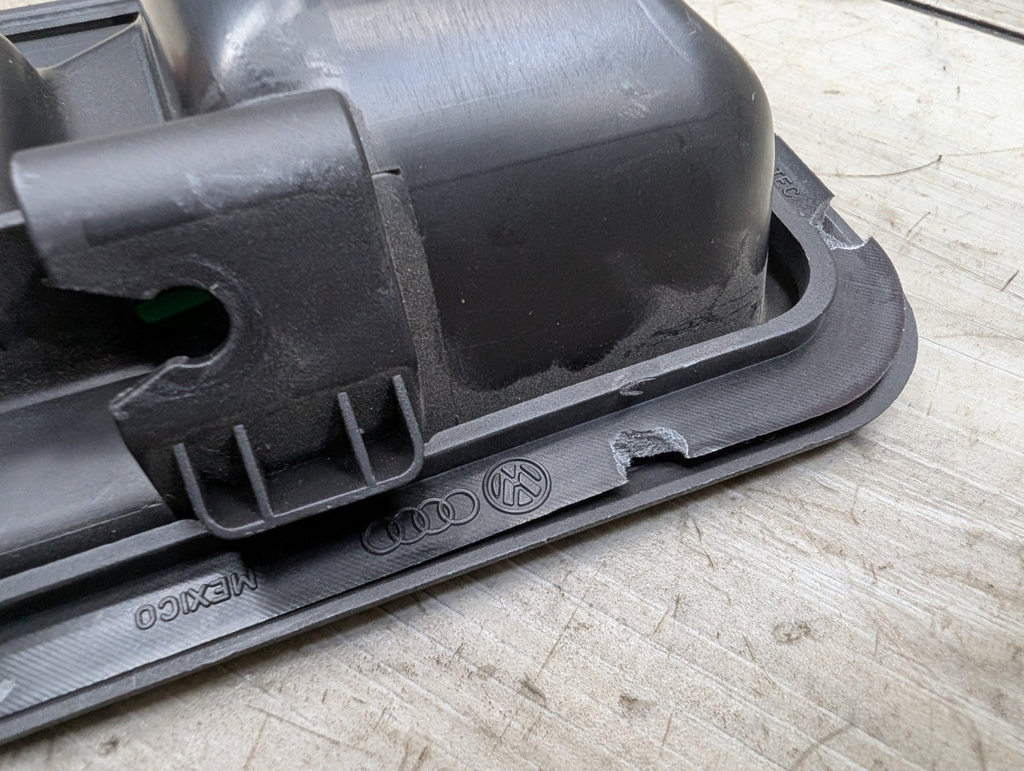 2008 - 2017 Audi S5 8T Liftgate Trunk Lid Release Handle Switch 4F5867969B