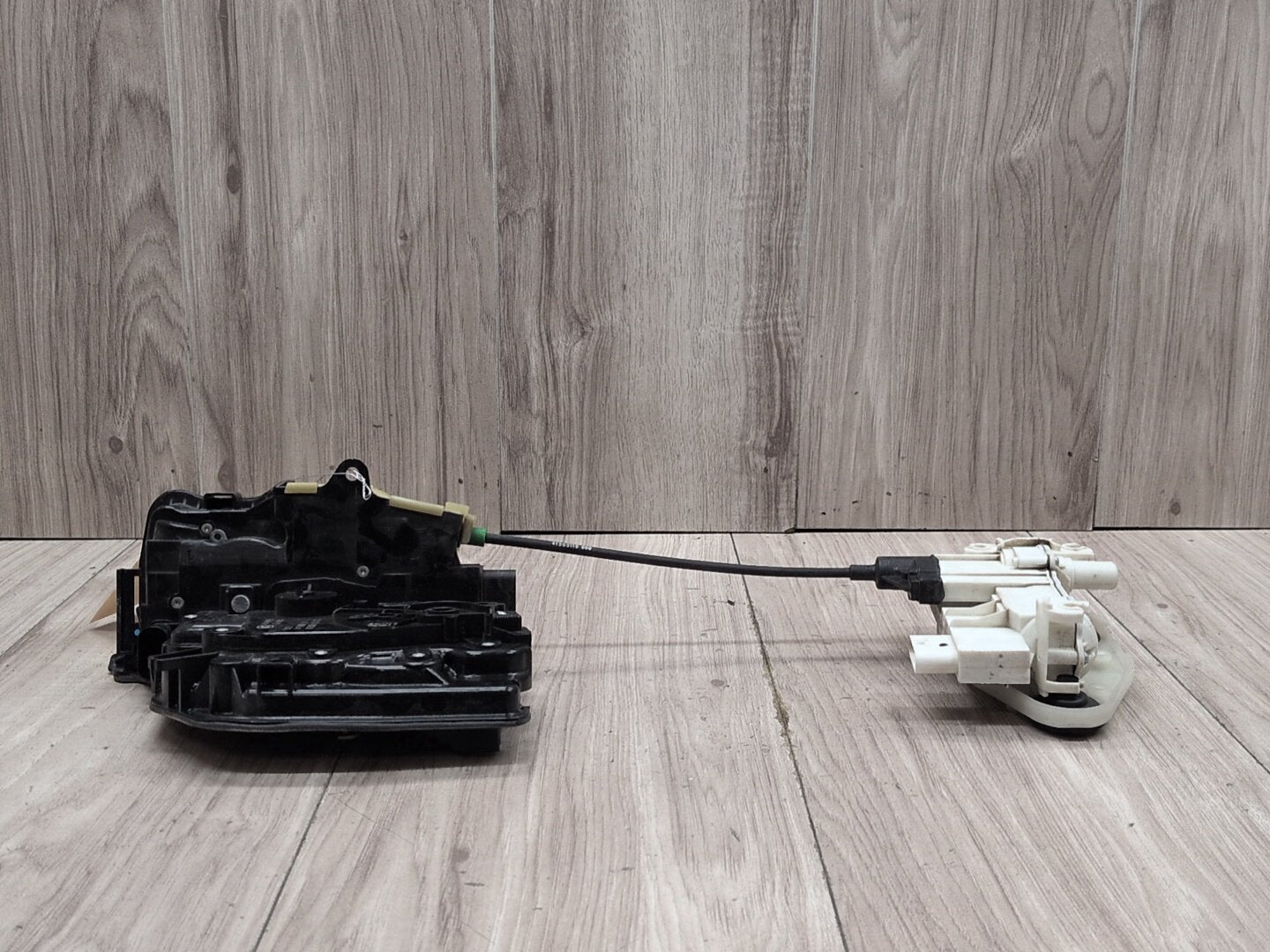 17-23 OEM BMW G30 F90 M5 Front Left Driver Door Lock Latch Actuator SOFT CLOSE