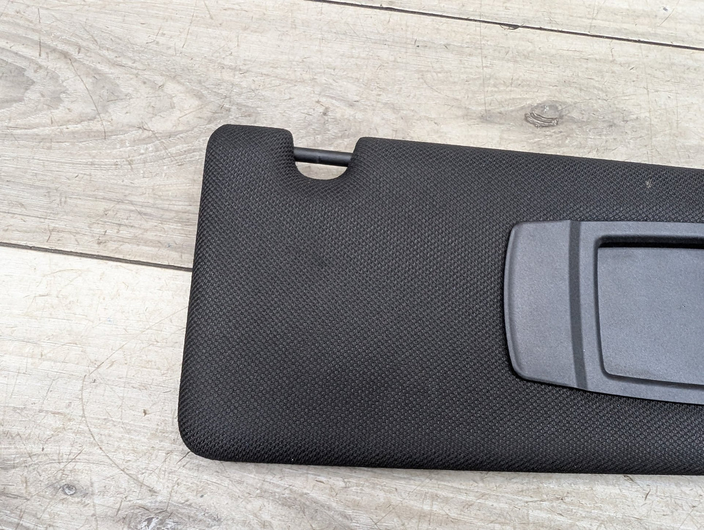 17-20 OEM BMW F90 G30 530 540 M550 M5 Interior Right Passenger Sun Visor Black