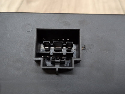 2013 - 2017 Audi S5 8T Bdc Body Domain Fem Control Module w/ Key 8K0907063D CTUB