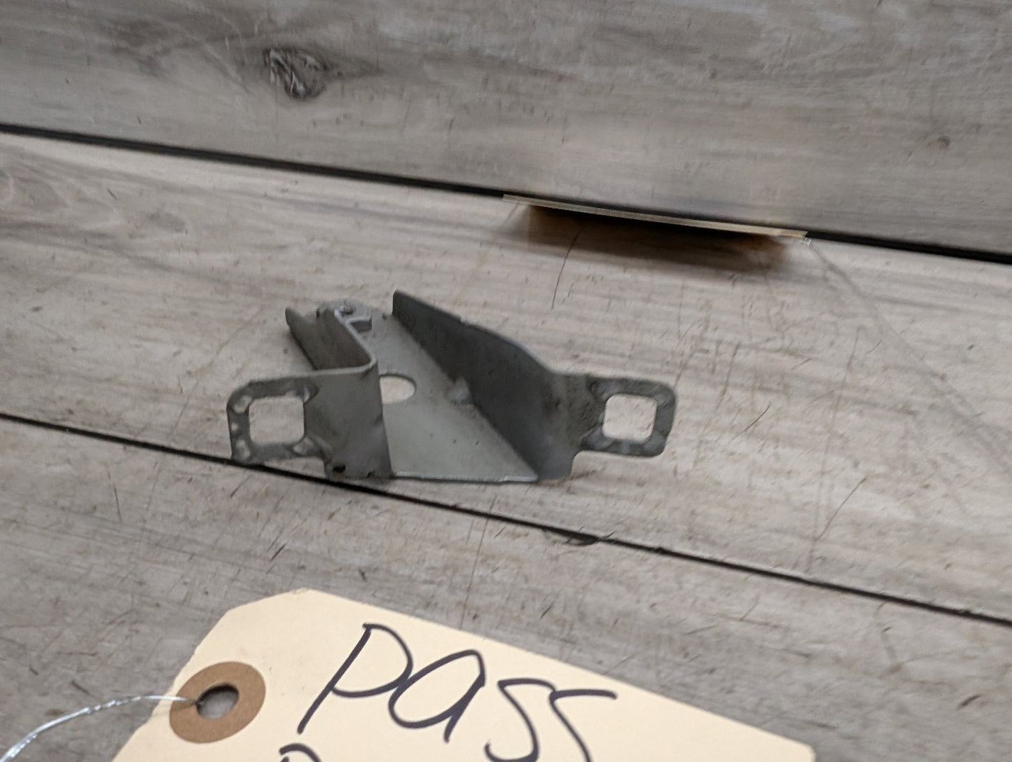 2012-2018 BMW 340i F30 Front Right Passenger Fender Brackets SET 7255844
