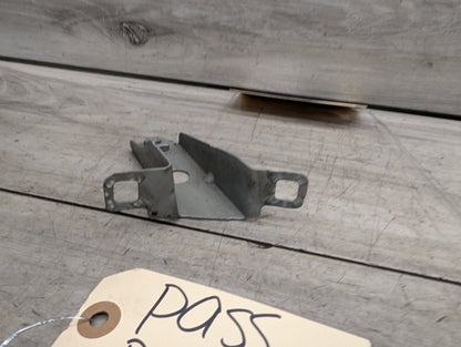 2012-2018 BMW 340i F30 Front Right Passenger Fender Brackets SET 7255844