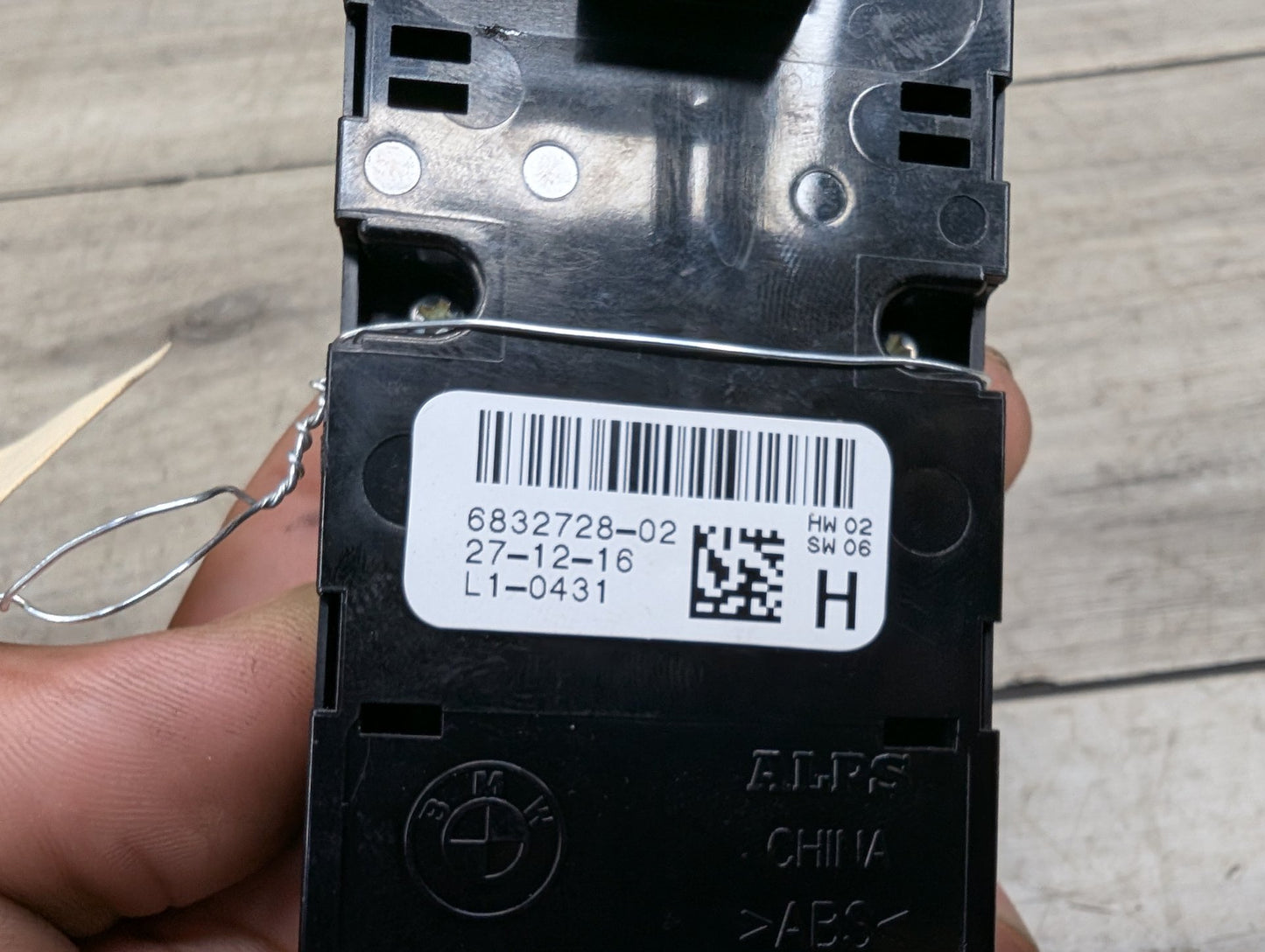 OEM BMW G30 530 540 M550 F90 M5 Front Driver Main Master Power Window Switch