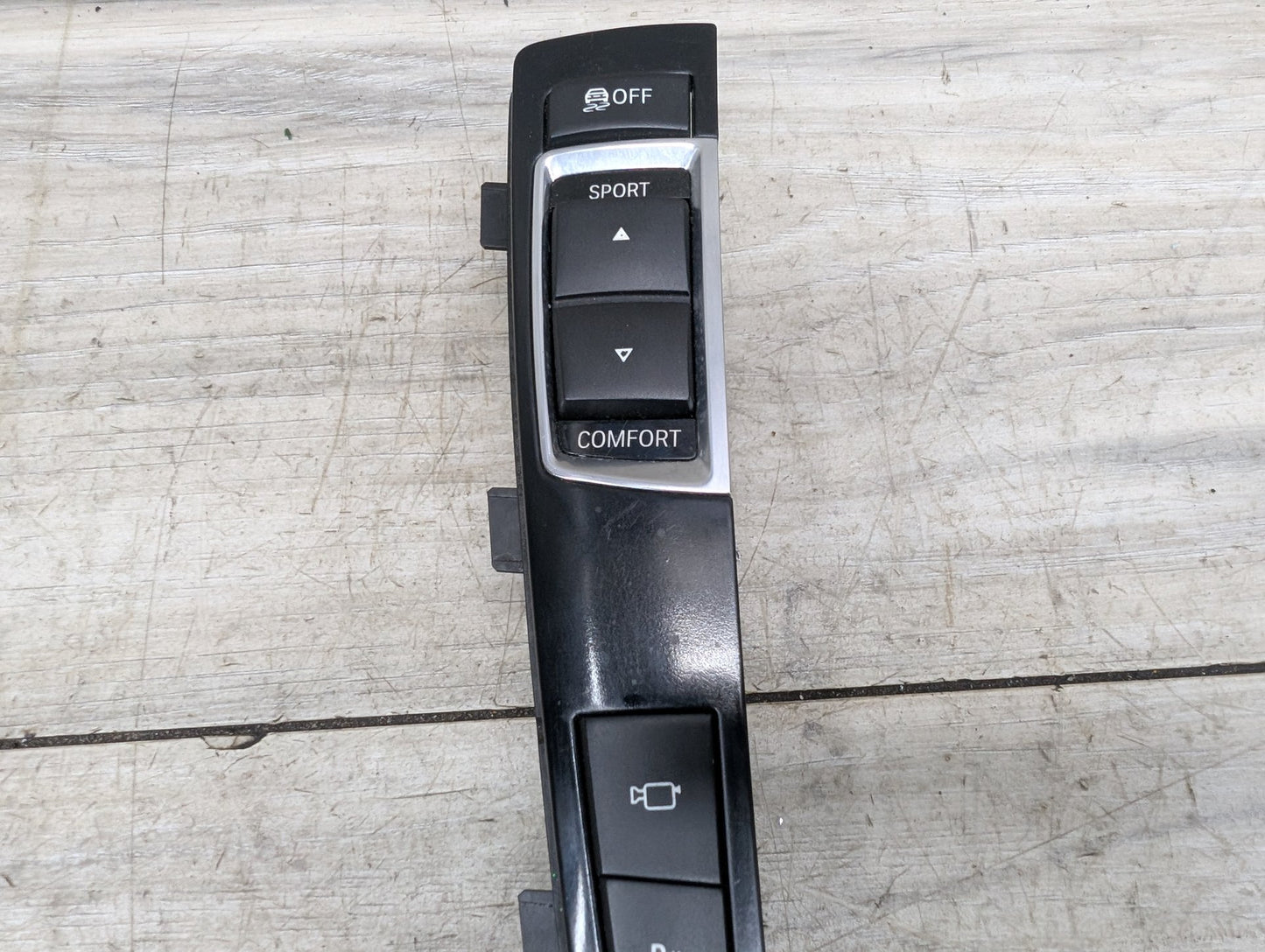09-15 OEM BMW F01 F02 740 750 B7 Center Console Traction Sport Operating Switch
