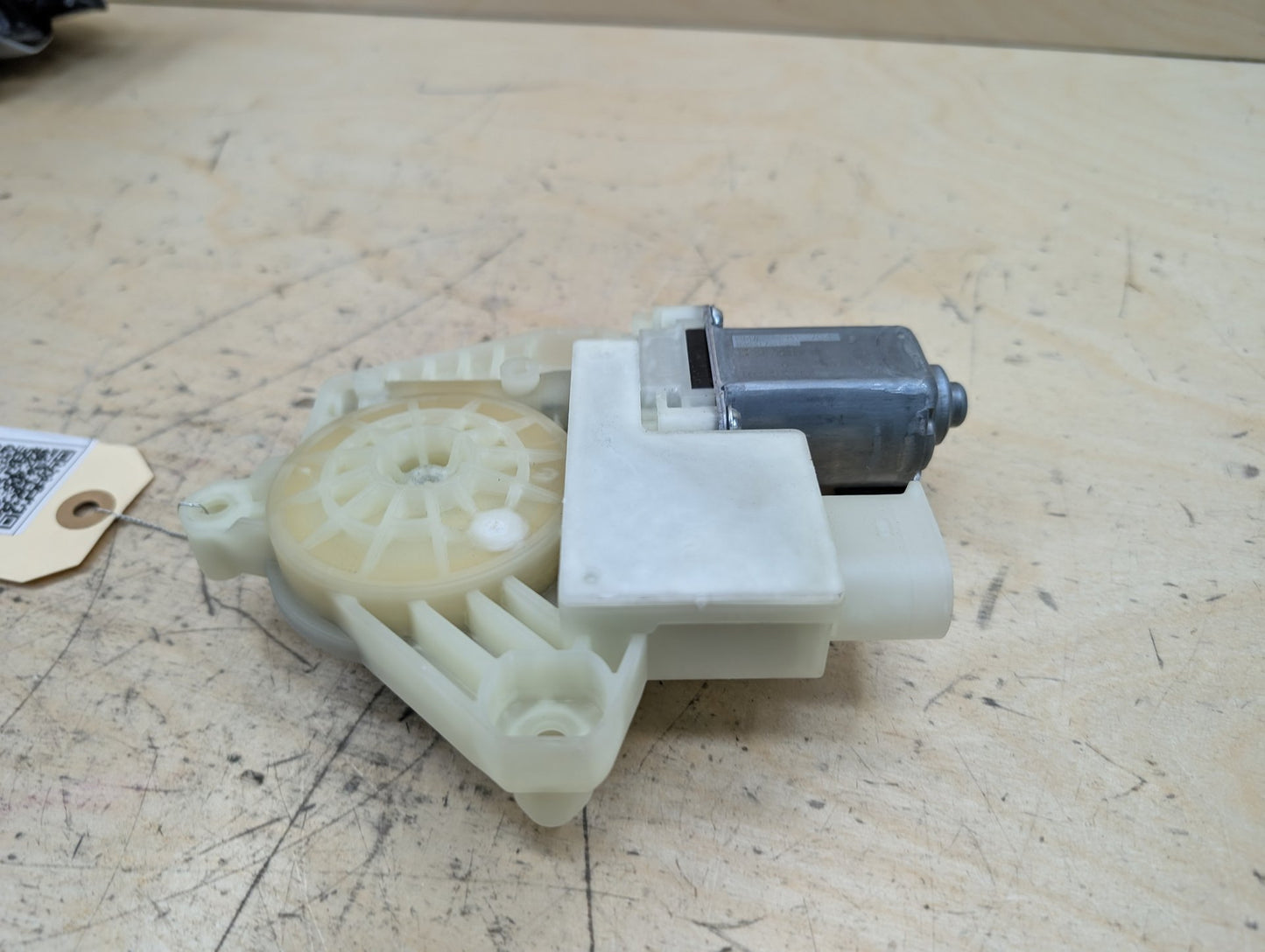OEM BMW G01 G12 740 750 M760 REAR RIGHT PASSENGER Door Window Regulator Motor