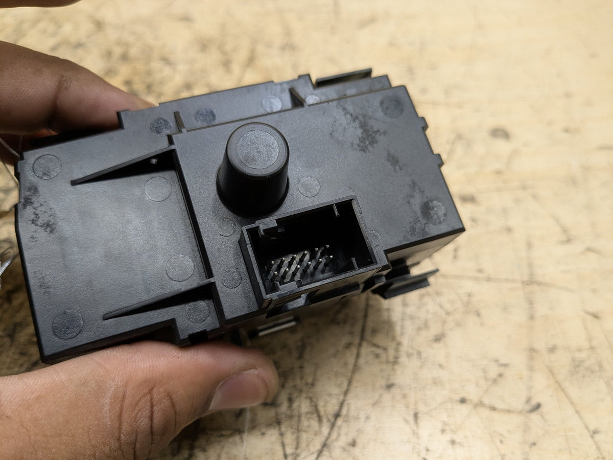 08-11 OEM BMW E82 E88 E90 E91 Headlight Switch Control Panel Light Module