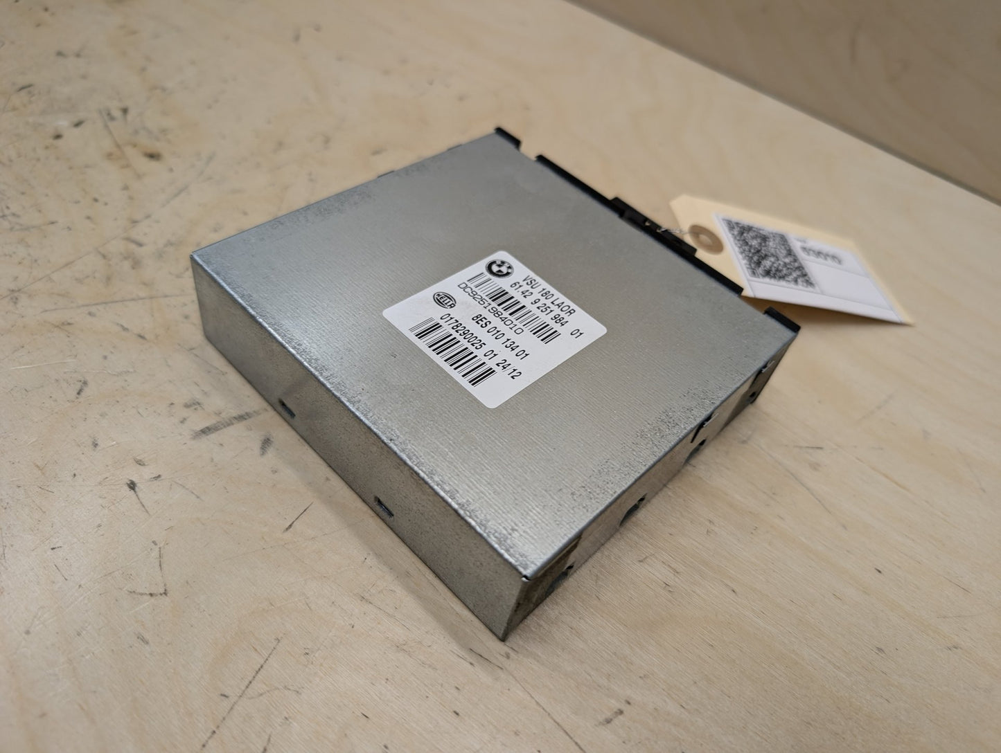 14-18 OEM BMW F06 F10 F12 F13 F25 F30 VSU180 Voltage Converter Control Module