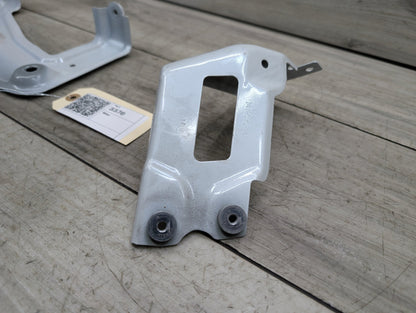 2019 - 2026 BMW X5 G05 Front Left Driver Fender Brackets SET 7418217 B58B30M1