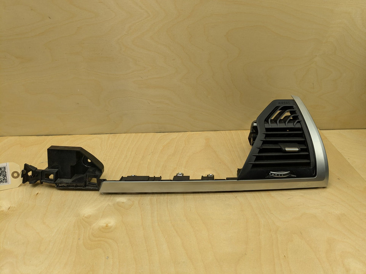 2018-2025 BMW X3 G01 Dashboard Dash Board Right Passenger Air Vent 9363440 OEM