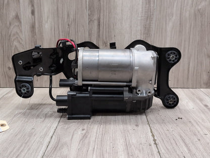 2015 - 2019 BMW X6 F86 Air Suspension Compressor Pump 6875177 S63B44T2