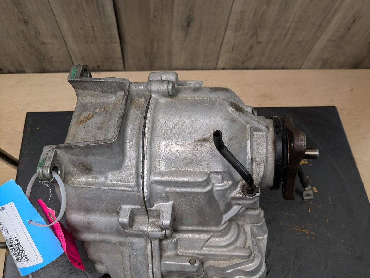 2014-2018 BMW X5 F15 N63B44O1 Transmission Transfer Case 174376k 8643152