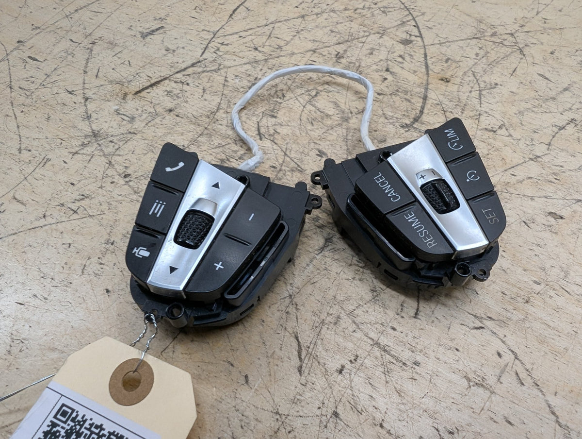 OEM BMW G05 G06 X5 X6 G14 G15 840 Steering Wheel Multifunction Switch Buttons