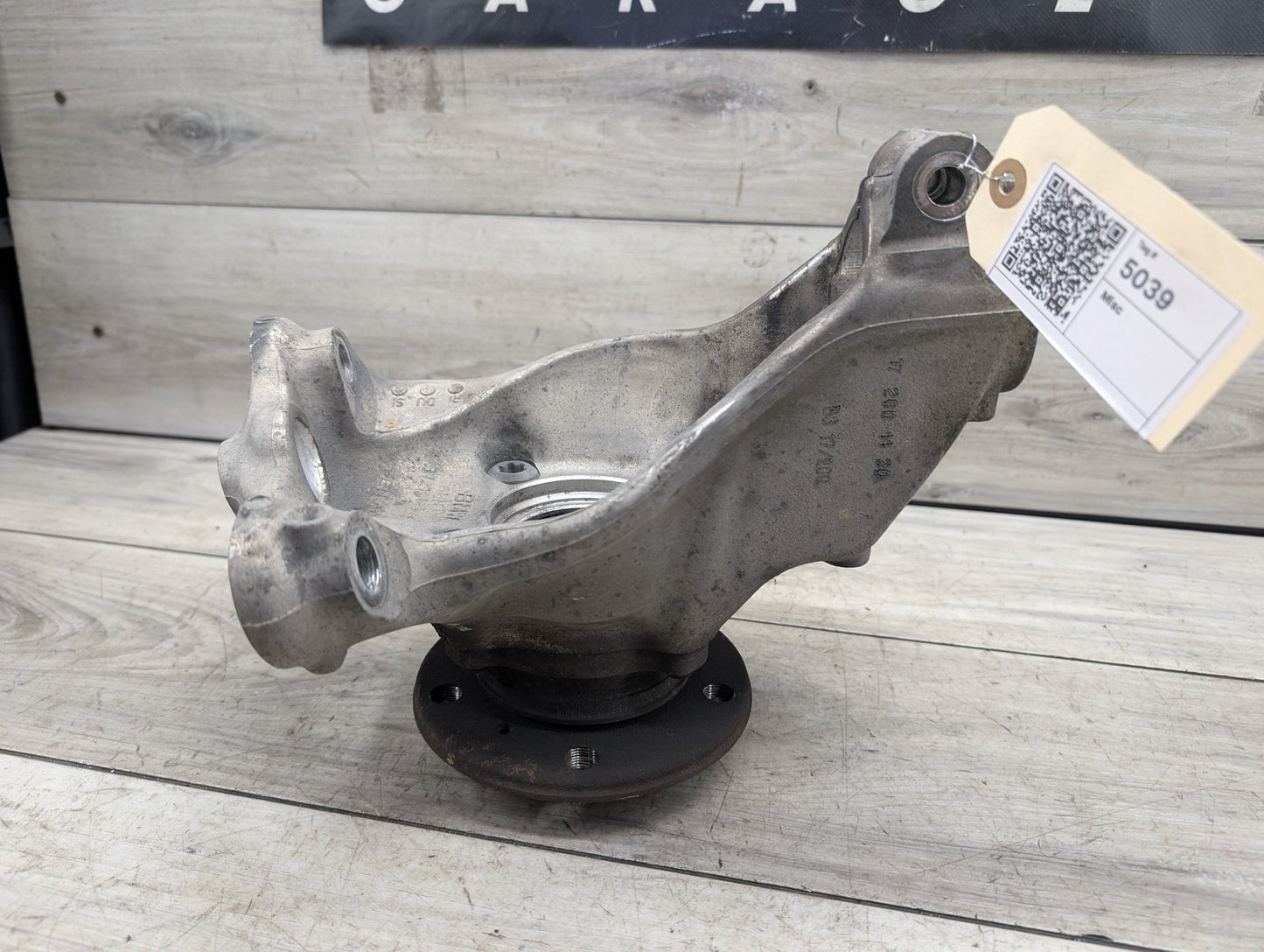 2014-2019 BMW F34 3 Series Front Left Driver Spindle Hub Carrier Knuckle OEM