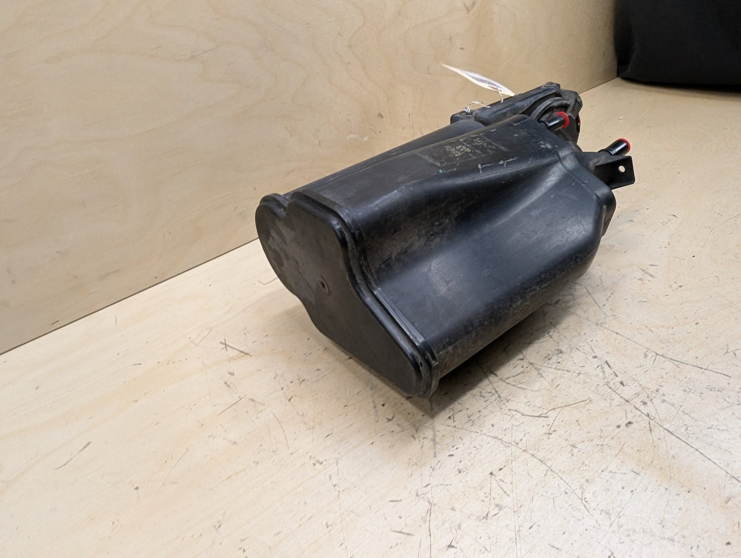 2012-2018 BMW 320i F30 Fuel Vapor Charcoal Canister 7297330