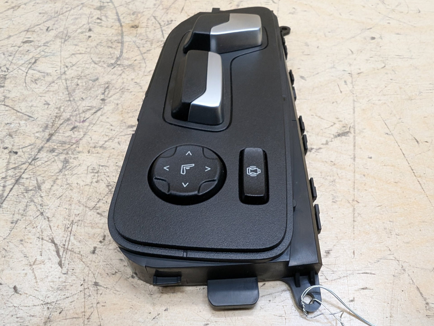 19-24 OEM BMW F97 G01 G20 G26 Front Right Passenger Seat Adjust Control Switch