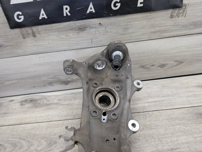 OEM BMW G30 530 540 M550 AWD Front Left Driver Hub Spindle Knuckle Wheel Bearing