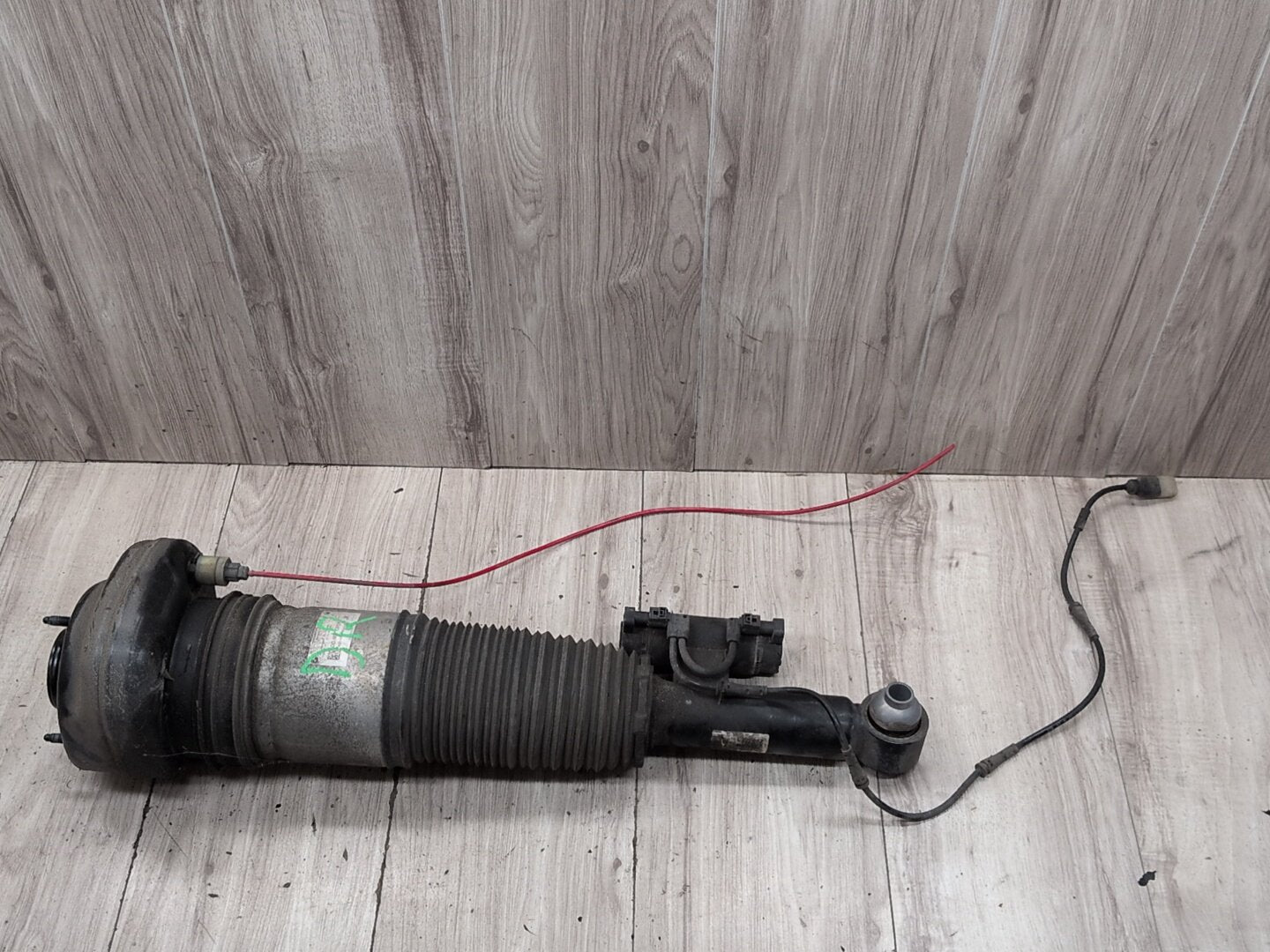 16-22 OEM BMW G11 G12 740 750 B7 REAR Left Driver Air Suspension Shock Strut