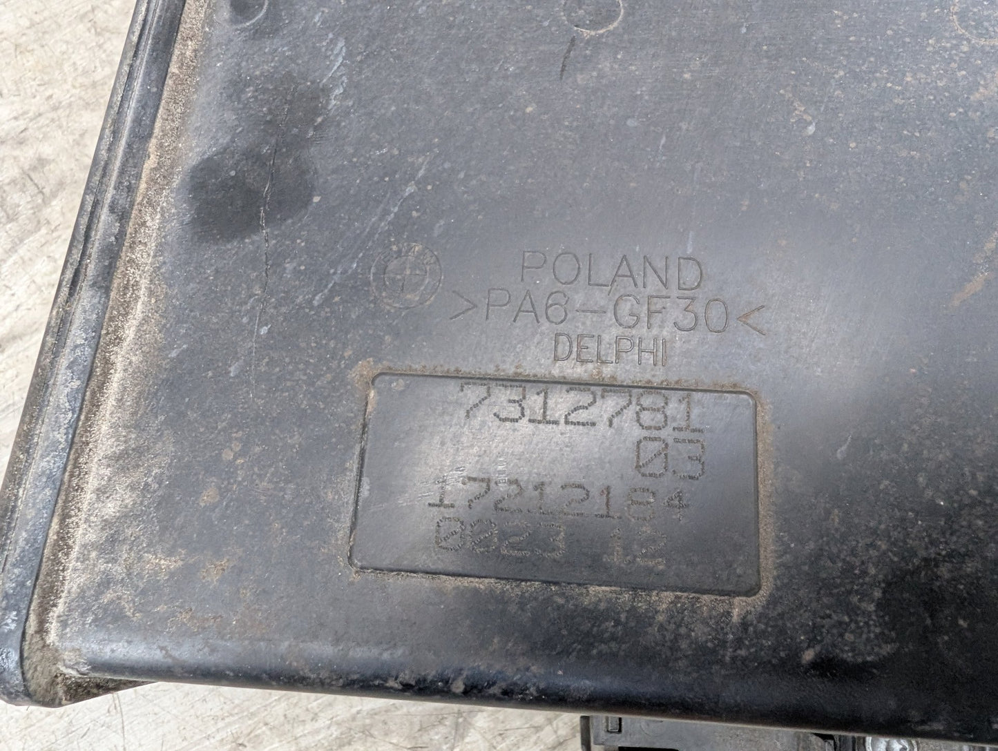 2009-2015 BMW 750Li F02 Fuel Vapor Charcoal Canister 7312781