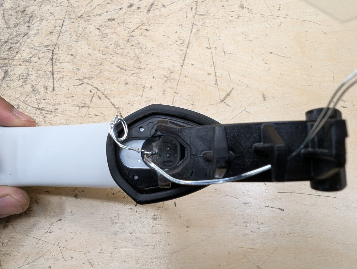 2019-2026 BMW 330i G20 Front Left Driver Exterior Door Handle 7470567 OEM