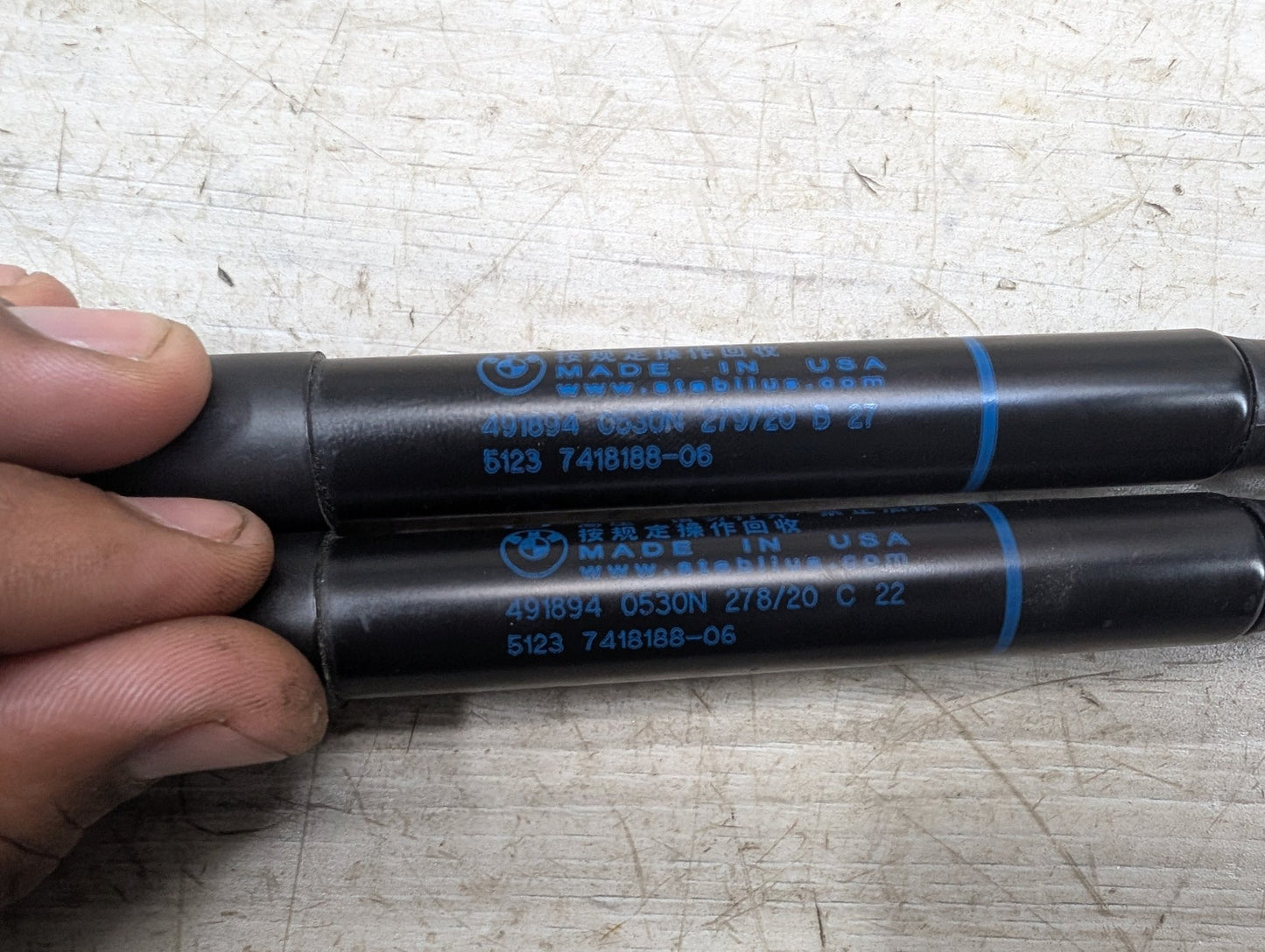 2019 - 2026 BMW X5 G05 Rear Left Right Liftgate Trunk Lid Strut Shock Supports SET 7418188 B58B30M1