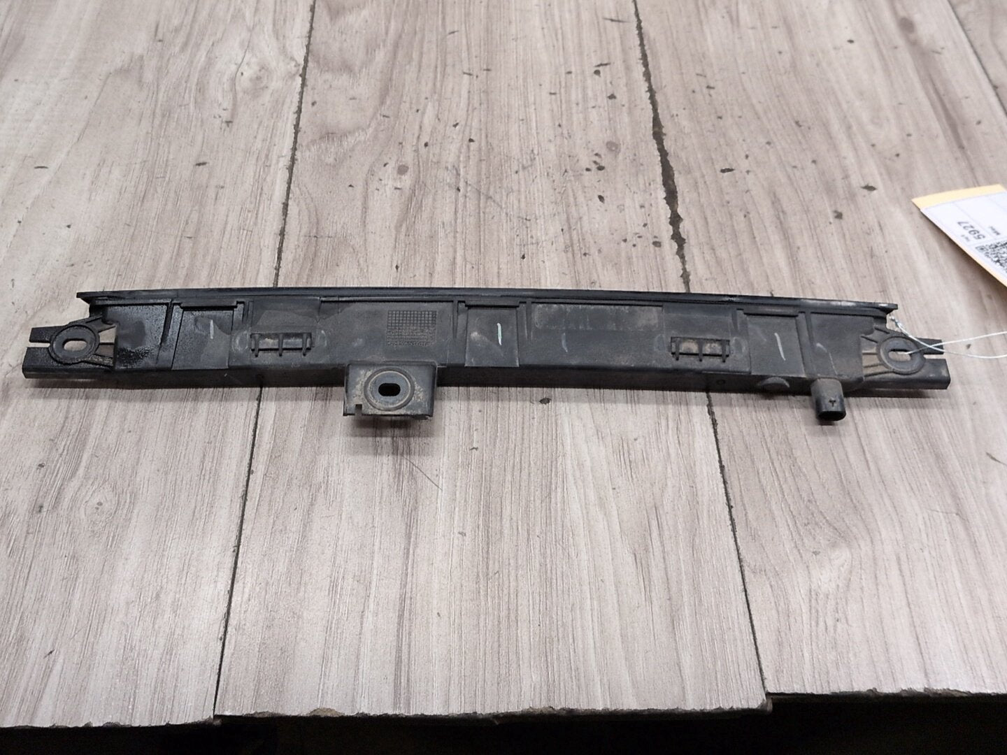 2018-2024 BMW X3 G01 Upper Liftgate Trunk Lid 3rd Brake Light 7426511