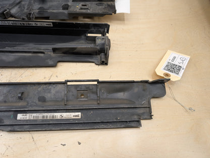 2012-2018 BMW 320i F30 Cooling Radiator Brackets SET 7600537