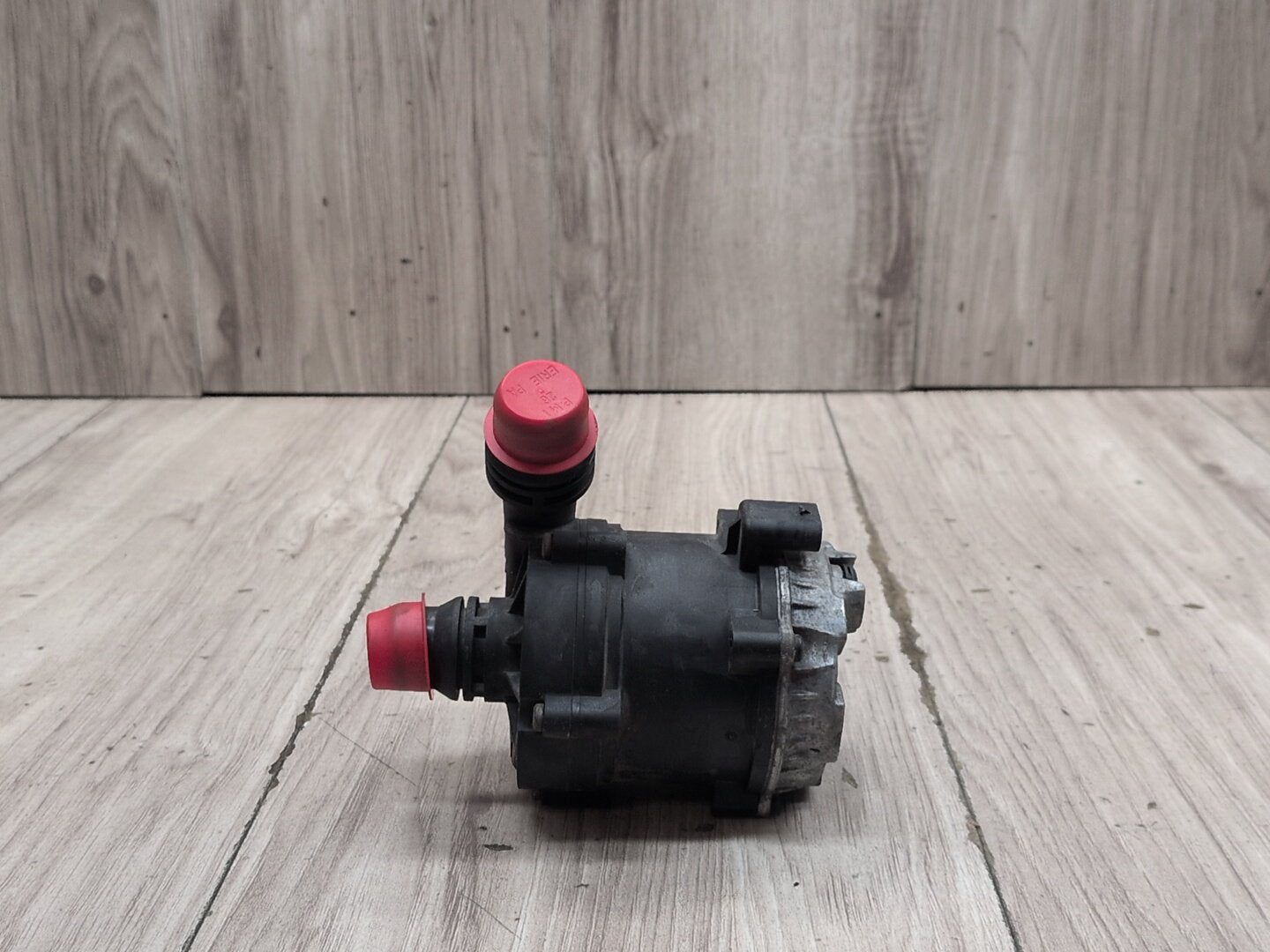 16-24 OEM BMW F90 G11 G12 G30 M5 Engine Electric Auxiliary Water Coolant Pump