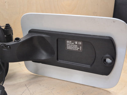 2018-2024 BMW X3 G01 Gas Cover Assembly 7405751