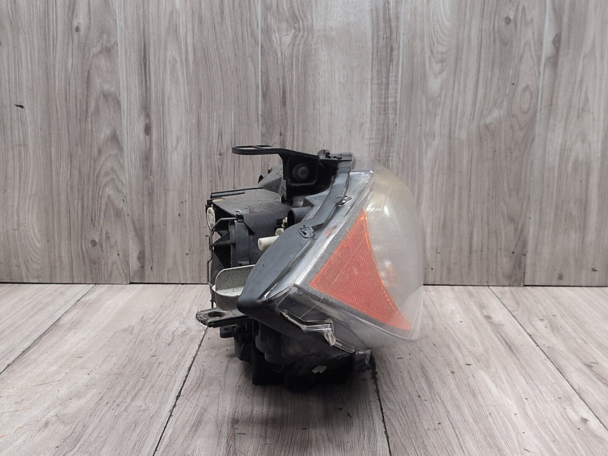 08-11 BMW 128i 135i E82 E88 Front Right Passenger Halogen Headlight PN: 6924668