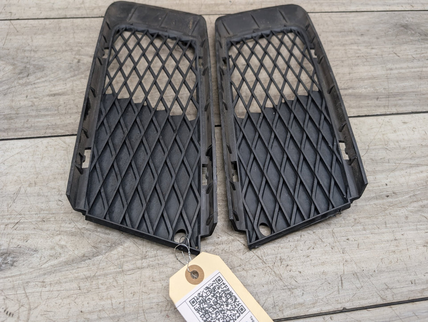 2007-2013 BMW 328i E93 Front Left Right Center Bumper Cover Grilles SET 7154719