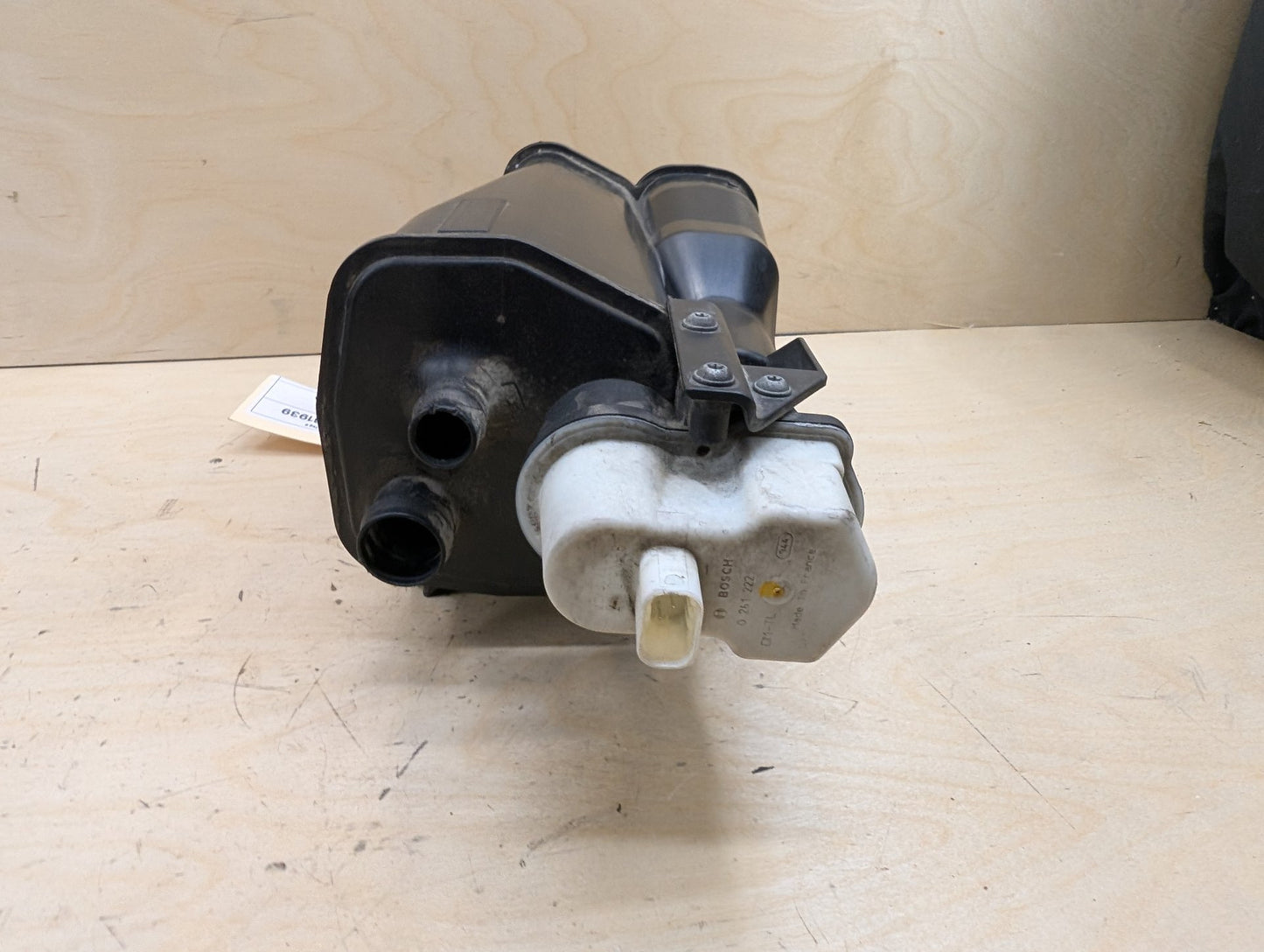 OEM BMW E89 E90 E92 E93 Charcoal Filter Fuel Tank Vapor Evaporator Cannister