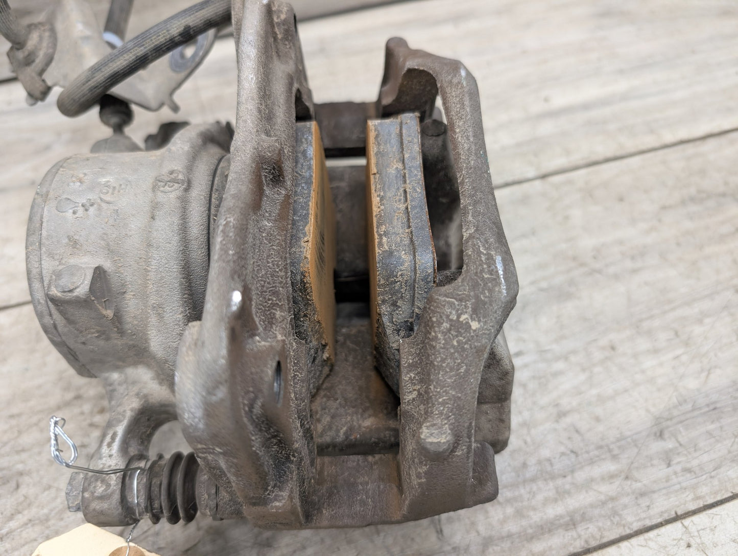 18-24 OEM BMW G01 G02 G20 G42 X3 30 230 330 B46 Front Left Driver Brake Caliper